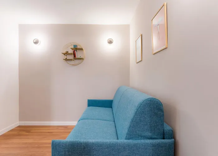 Villafranca Loft, Modern Nearby The Station Apartment Rome