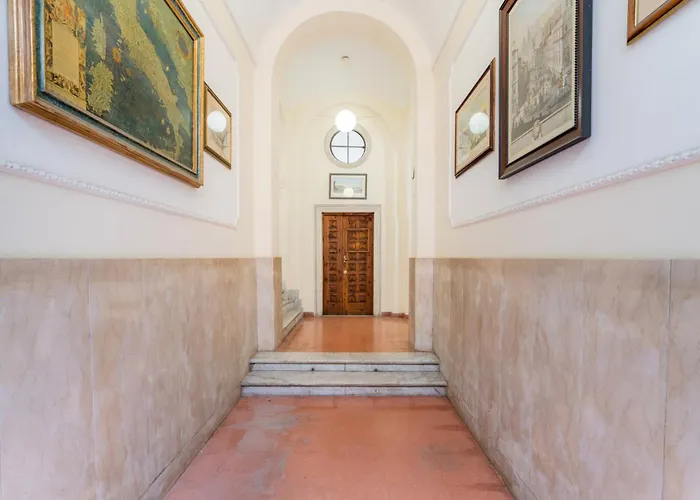 Villafranca Loft, Modern Nearby The Station *